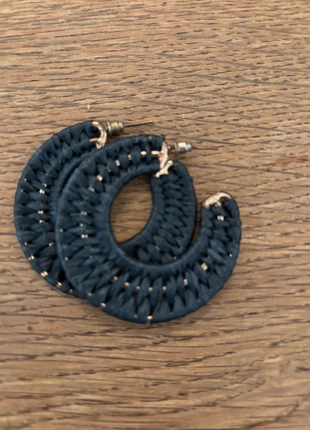 Boucles d'oreilles noir créoles, marca: Noir, estado: Muito bom, €4.00, €4.90 inclui Proteção do Comprador