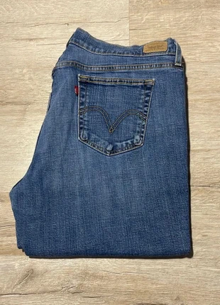 🛒Jeans Levi's M🛒(7A435), merk: Levi's, staat: Heel goed, maat: M / 38 / 10, € 25,00, € 26,95 inclusief Kopersbescherming Pro