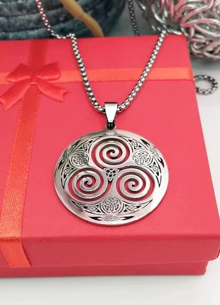 Collier acier inoxydable – pendentif nœud celtique protection, spirituel, brand: Boutique Île de Beauté, condition: New without tags, €3.95, €4.85 includes Buyer Protection Pro