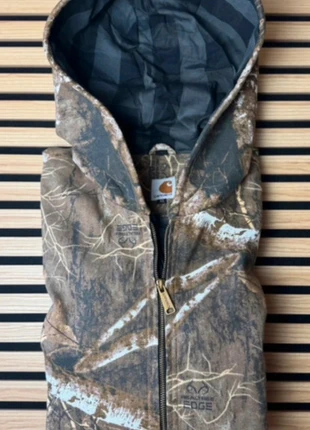 Veste Carhartt camouflage taille XL, brand: Carhartt, condizioni: Ottime, taglia: XL, €45.00, €47.95 include la Protezione acquisti