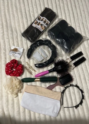 Lot accessoires pour cheveux, merk: Shein, staat: Nieuw met prijskaartje, € 3,00, € 3,85 inclusief Kopersbescherming