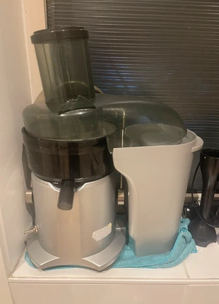 Juice/sap extractor, merk: solis, staat: Heel goed, € 20,00, € 21,70 inclusief Kopersbescherming