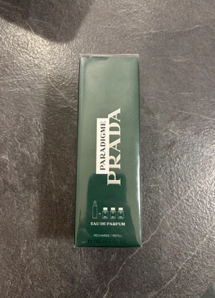 Nouveau Paradigme Prada Homme, marque: Prada, état: Neuf avec étiquette, 80,00 €, 84,70 € Protection acheteurs incluse