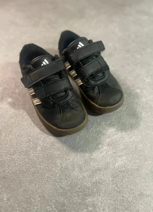 Basket enfant Adidas noires - 25, brand: adidas, condition: Good, size: 25, €2.99, €3.84 includes Buyer Protection