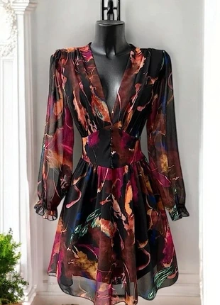 Robe courte multicolore taille M, marque: Boutique Parisienne, état: Très bon état, taille: M / 38 / 10, 31,00 €, 33,25 € Protection acheteurs (Pro) incluse