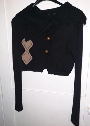 Gilet court La fée Maraboutée taille S avec boutons dorés, marke: La Fee Maraboutee, zustand: Gut, größe: S / 36 / 8, 4,00 €, 4,90 € inklusive Vinted-Käuferschutz