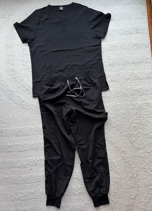 Tenue Assistante Dentaire Noir, état: Neuf sans étiquette, taille: M / 38 / 10, 15,00 €, 16,45 € Protection acheteurs incluse