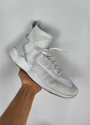 baskets Nike hautes Zoom mercurial 11 XI FX blanche toile - Taille 45, marque: Nike, état: Très bon état, taille: 45, 39,95 €, 42,65 € Protection acheteurs (Pro) incluse