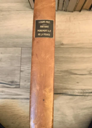 histoire monumentale de la france - anthyme saint-paul - hachette 1929 122 gravures, staat: Heel goed, € 30,00, € 32,20 inclusief Kopersbescherming Pro