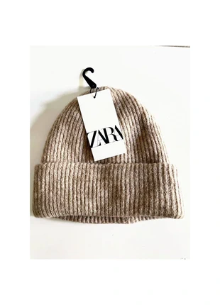 Bonnet Zara Beige, marque: Zara, état: Neuf avec étiquette, taille: Taille unique, 7,95 €, 9,05 € Protection acheteurs incluse
