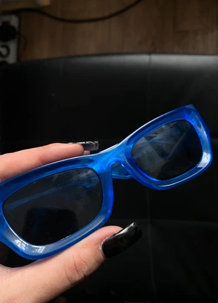 Lunettes de soleil bleu, marca: Stradivarius, estado: Bom, €2.00, €2.80 inclui Proteção do Comprador