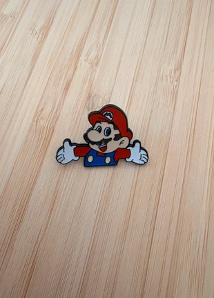 Pin’s, marque: Super Mario, état: Très bon état, 6,00 €, 7,00 € Protection acheteurs incluse