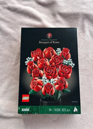 Bouquet Roses en Lego 🌹, merk: LEGO, staat: Heel goed, maat: Universeel, € 40,00, € 42,70 inclusief Kopersbescherming
