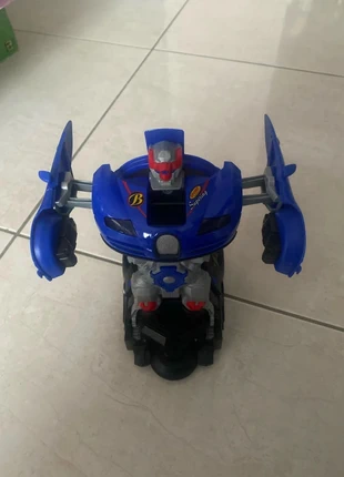 2 en 1 avec lumière et Musique, Voiture transformable, état: Très bon état, taille: 3 ans / 98 cm, 5,00 €, 5,95 € Protection acheteurs incluse