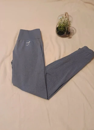 Legging gymshark bleu gris taille S très bon état, marque: Gymshark, état: Très bon état, taille: S / 36 / 8, 11,00 €, 12,25 € Protection acheteurs incluse