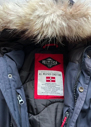 Manteau chaud helvetica, marque: Helvetica, état: Satisfaisant, taille: 12 ans / 152 cm, 50,00 €, 53,20 € Protection acheteurs incluse