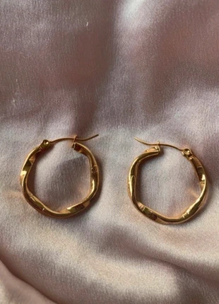 Boucles d’oreilles créoles en acier inoxydable 2.5 cm de diamètre, état: Neuf sans étiquette, 10,00 €, 11,20 € Protection acheteurs incluse