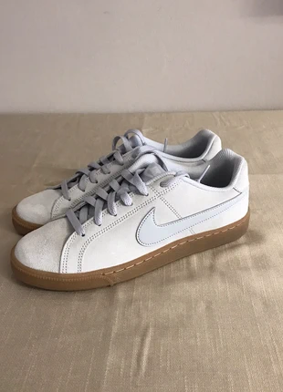 Scarpe Nike, brand: Nike, condizioni: Nuovo con cartellino, taglia: 39, €49.00, €52.15 include la Protezione acquisti