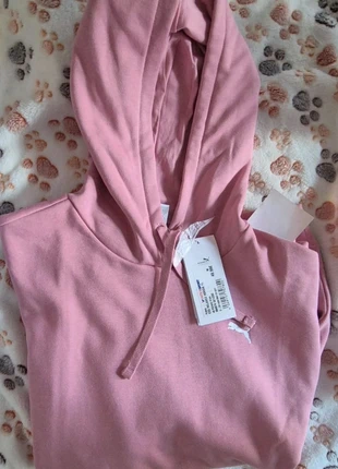 Sweat à capuche Puma rose neuf avec étiquette - taille M, marque: Puma, état: Neuf avec étiquette, taille: M / 38 / 10, 39,00 €, 41,65 € Protection acheteurs incluse