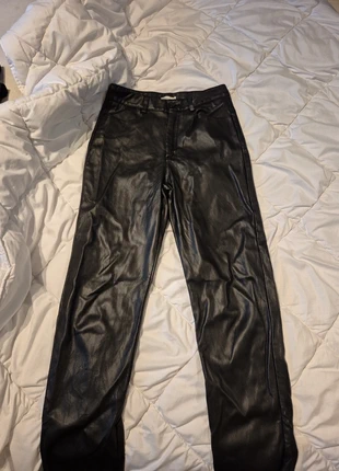 Zoals nieuw leren broek, merk: NLY Trend, staat: Heel goed, maat: S / 36 / 8, € 1,50, € 2,28 inclusief Kopersbescherming