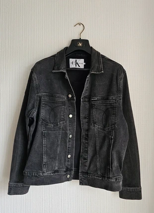 Veste en jean noir Calvin Klein Jeans, marca: Calvin Klein, estado: Muito bom, tamanho: M, €35.00, €37.45 inclui Proteção do Comprador