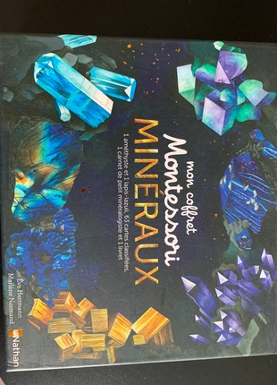 Coffret Montessori sur les minéraux, marque: Nathan, état: Très bon état, taille: 7 ans / 122 cm, 6,00 €, 7,00 € Protection acheteurs incluse