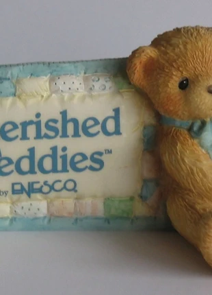 Signage Plaque - Cherished Teddies By Enesco
met doos, merk: Cherished Teddies, staat: Heel goed, € 8,00, € 9,10 inclusief Kopersbescherming