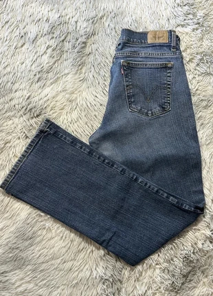 👖 Jean Levi’s 530 Classic Relaxed Bootcut bleu, marque: Levi's, état: Satisfaisant, taille: XL / 42 / 14, 15,00 €, 16,45 € Protection acheteurs (Pro) incluse