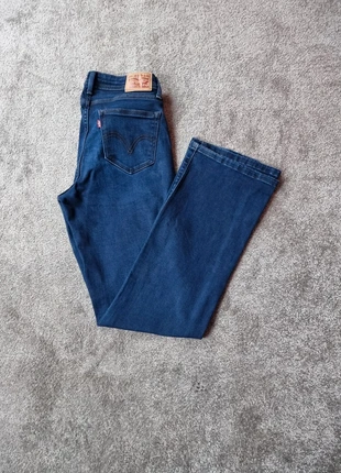 Jean Levi Strauss and co 529 Curvy Bootcut Taille 38 Femme, marke: Levi Strauss & Co., zustand: Sehr gut, größe: M / 38 / 10, 19,00 €, 20,65 € inklusive Vinted-Käuferschutz