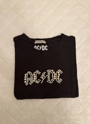 Camiseta manga corta ACDC, marque: Stradivarius, état: Très bon état, taille: M / 38 / 10, 4,00 €, 4,90 € Protection acheteurs incluse
