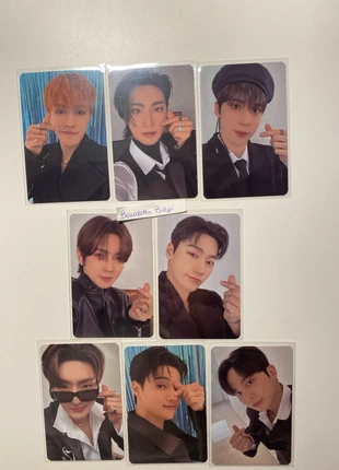 ATEEZ set, brand: ATEEZ, condizioni: Nuovo senza cartellino, €2.00, €2.80 include la Protezione acquisti