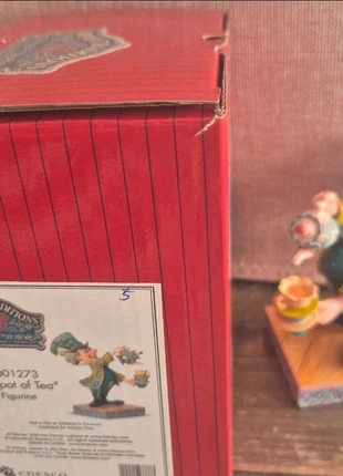 Disney traditions mad hatter, merk: Jim Shore, staat: Nieuw zonder prijskaartje, € 35,00, € 37,45 inclusief Kopersbescherming