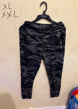 Leggings effet dégradé militaire, marque: Jolie, état: Très bon état, taille: XL / 42 / 14, 2,80 €, 3,64 € Protection acheteurs incluse