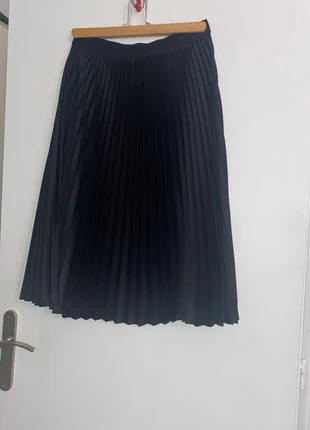 Jupe H&M, marque: H&M, état: Très bon état, taille: XL / 42 / 14, 7,00 €, 8,05 € Protection acheteurs incluse