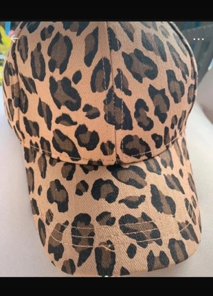 Superbe casquette léopard neuve, marque: Leopard, état: Neuf sans étiquette, taille: Taille unique, 12,00 €, 13,30 € Protection acheteurs incluse