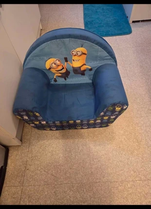 Siège enfant, marque: Minions, état: Bon état, 5,00 €, 5,95 € Protection acheteurs incluse