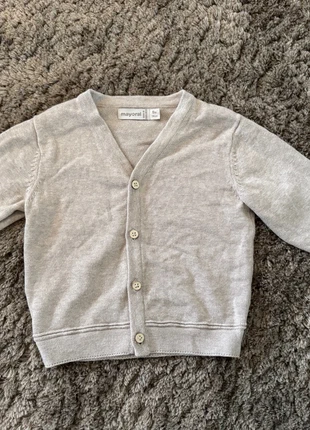 Mayoral vestje, marque: Mayoral, état: Très bon état, taille: 9-12 mois / 74 cm, 6,50 €, 7,53 € Protection acheteurs incluse