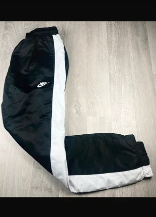 Nike Pantalon Jogging Vintage Noir Blanc Taille S Logo Classique Sport Streetwear, brand: Nike, condition: Very good, size: S, €13.00, €14.35 includes Buyer Protection