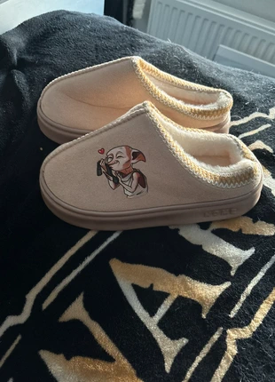 Harry Potter sloffen maat 38, marque: Harry Potter, état: Neuf avec étiquette, taille: 38, 5,00 €, 5,95 € Protection acheteurs incluse