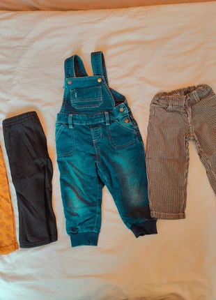 Lot pantalon salopette garçon 18 mois, marca: Petit Bateau, estado: Muito bom, tamanho: 12-18 meses / 80 cm, €7.99, €9.09 inclui Proteção do Comprador