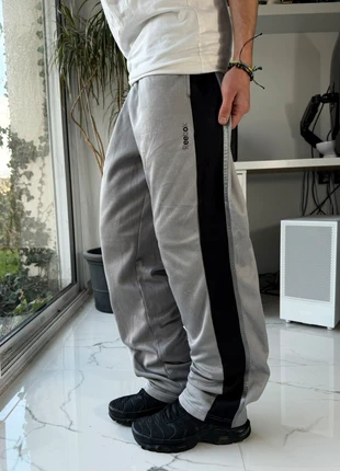 Jogging Large Reebok l L, marque: Reebok, état: Satisfaisant, taille: L, 15,00 €, 16,45 € Protection acheteurs (Pro) incluse