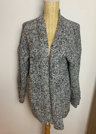 Pull Gilet Tommy Hilfiger Gris - Taille M Femme, marque: Tommy Hilfiger, état: Très bon état, taille: M / 38 / 10, 15,00 €, 16,45 € Protection acheteurs (Pro) incluse