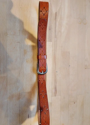 Leather belt, brand: Source Unknown, condition: Very good, size: 34 in | 85 cm, £3.00, £3.85 includes Buyer Protection