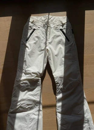 Pantaloni da neve Helly tech– ottime condizioni, marque: Snow, état: Très bon état, 25,00 €, 26,95 € Protection acheteurs incluse