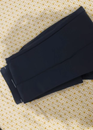 Pantaloni, marque: Elisabetta Franchi, état: Très bon état, taille: S / 36 / 8, 35,00 €, 37,45 € Protection acheteurs incluse