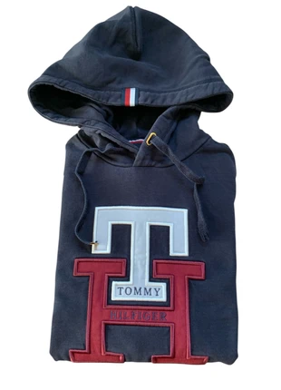 Sweat à capuche Tommy Hilfiger bleu marine logo TH brodé rouge et blanc | Taille S homme, marke: Tommy Hilfiger, zustand: Sehr gut, größe: S, 28,00 €, 30,10 € inklusive Vinted-Käuferschutz