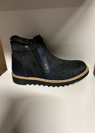 Nieuwe chelsea laarsjes piedro 34, merk: Piedro, staat: Nieuw zonder prijskaartje, maat: 34, € 25,00, € 26,95 inclusief Kopersbescherming Pro