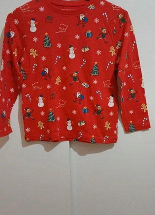 Haut de Noël Enfant - Primark (6-7 ans / 122 cm), marque: Primark, état: Très bon état, taille: 7 ans / 122 cm, 3,00 €, 3,85 € Protection acheteurs incluse