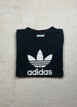 T-shirt Adidas Originals noir logo Trèfle femme taille XL, marke: adidas, zustand: Sehr gut, größe: XL / 42 / 14, 8,00 €, 9,10 € inklusive Vinted-Käuferschutz