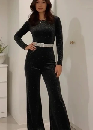 Combinaison noire scintillante, coupe élégante jambe large. taille M, brand: Shorty, condition: Very good, size: M / 38 / 10, €69.00, €73.15 includes Buyer Protection